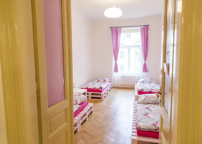 Vandrarhem Ping House Prag