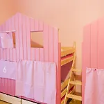 Ping House Hostel *